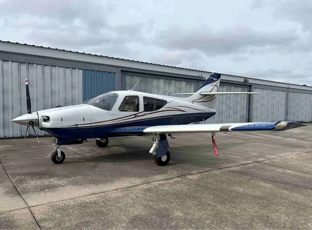 1976 Commander 114