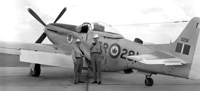 1945 North American P-51D Mustang (N6325T)