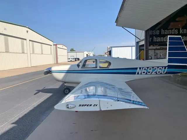 1964 Mooney M20E