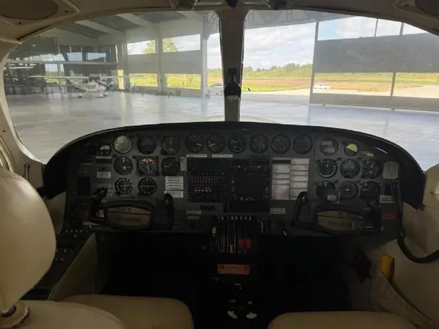 Cessna 402 1973