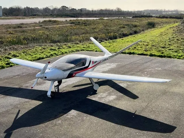 2015 Porto Risen 912 ULS