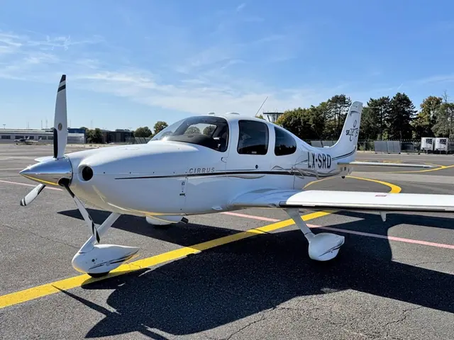 2006 Cirrus SR22-G2
