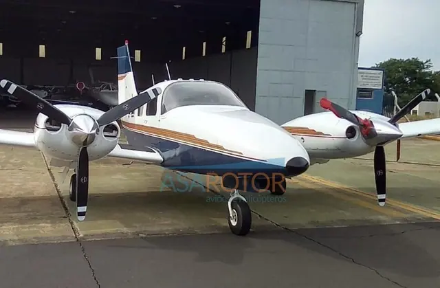 Piper PA34-220T Seneca IV 1995