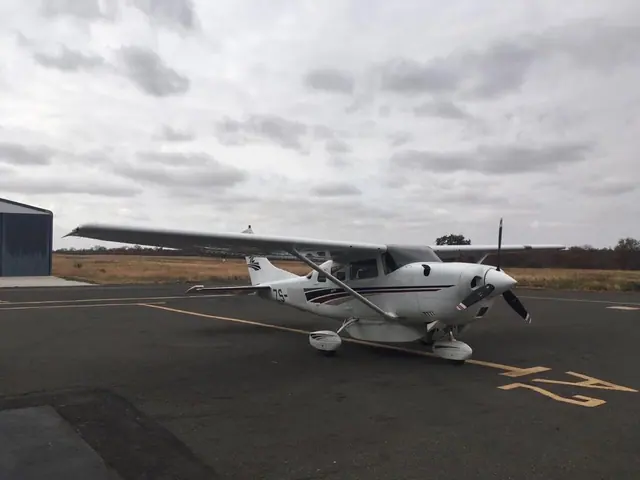 2000 Cessna T206H