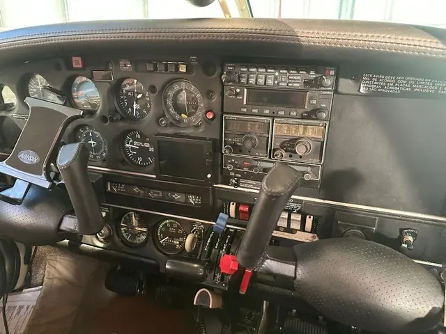 Embraer / Neiva Corisco Turbo EMB-711ST 1982