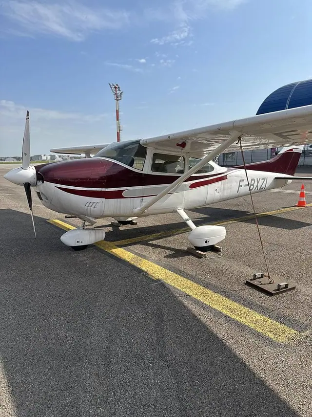 1975 Cessna 182 Skylane