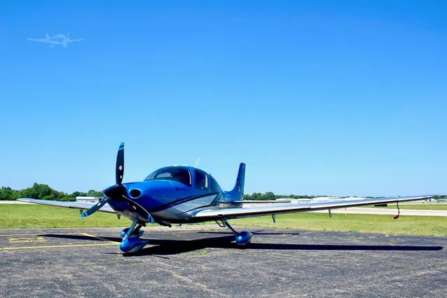 2006 Cirrus SR22-G2