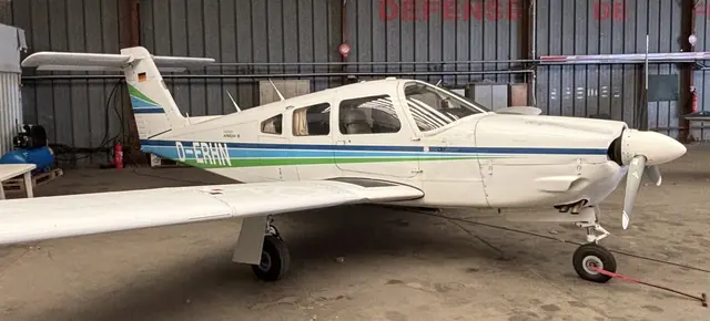 1982 Piper PA28RT-201