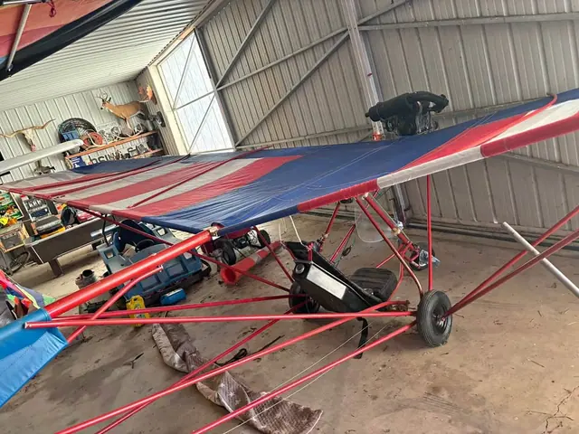 Ultralight weedhopper