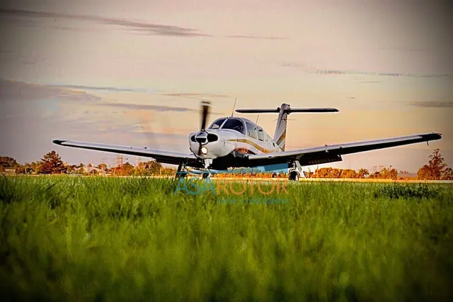Neiva Embraer EMB-711T Corisco Aspirado 1980