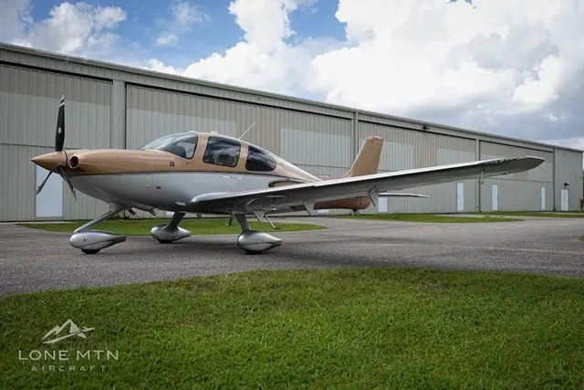 2023 Cirrus SR22-G6