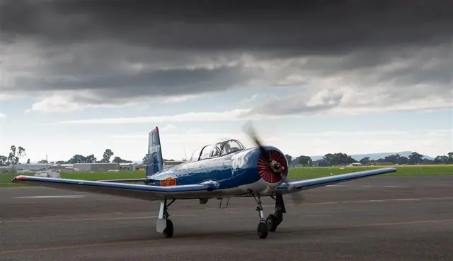 1983 Nanchang CJ-6