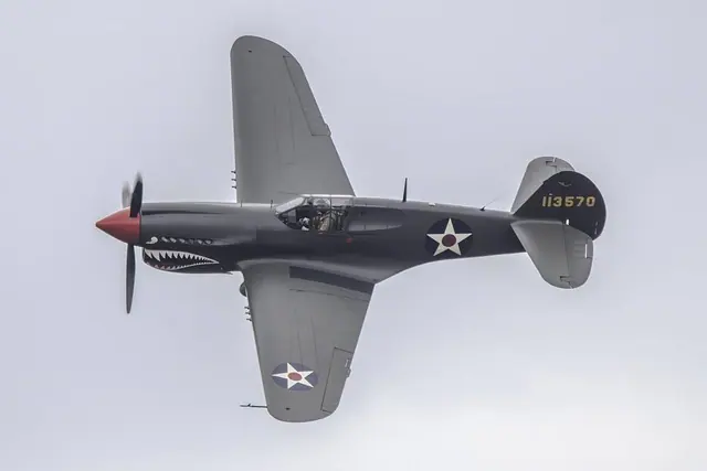 1941 Curtiss P-40 Warhawk P-40E