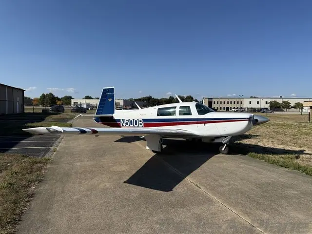 1981 Mooney M20K 231