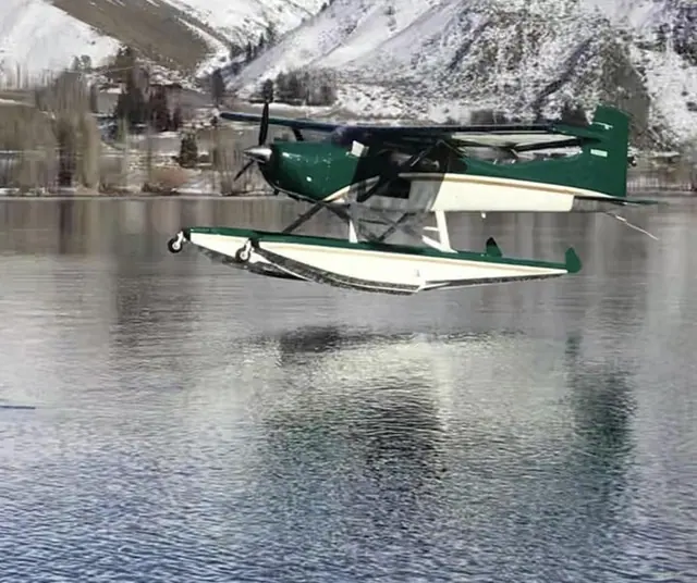 1980 Cessna A185F Amphibian