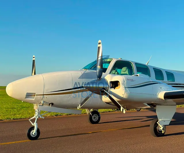 Beechcraft Baron 58 – Year 1999
