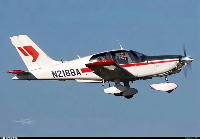 2003 Societe De Construction D'Avions De Tourisme Et D'Affaires Socata TB-10 GT Tobago