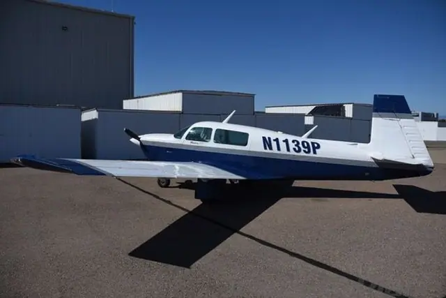 1981 Mooney M20J 201