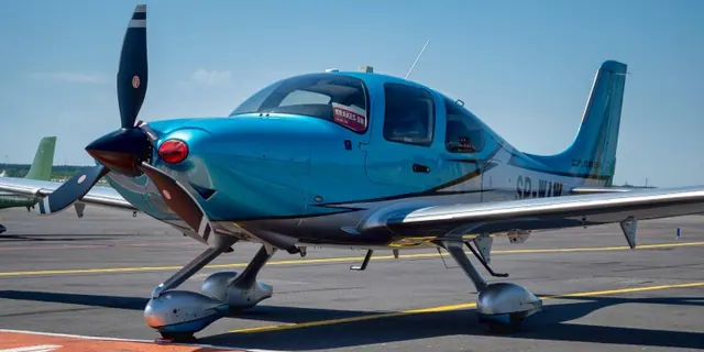 2022 Cirrus SR22T GTS G6 Carbon