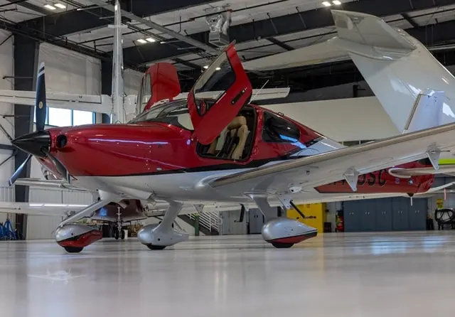 2025 Cirrus SR22-G7