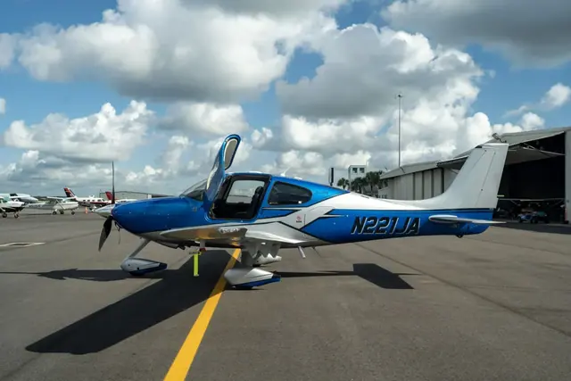 2007 Cirrus SR22-G2