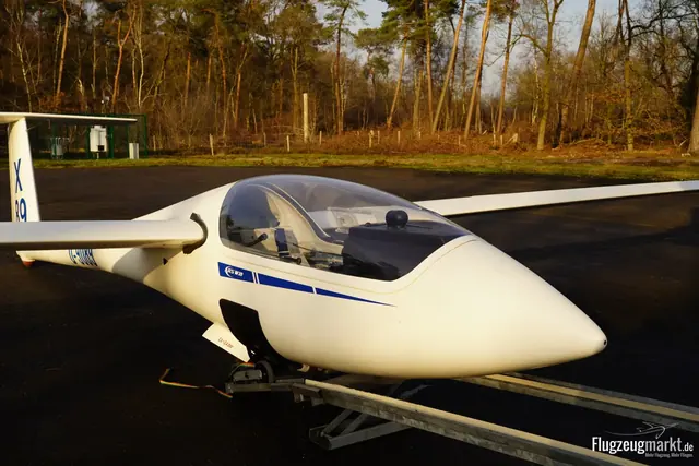 1981 Alexander Schleicher Centrair ASW 20F