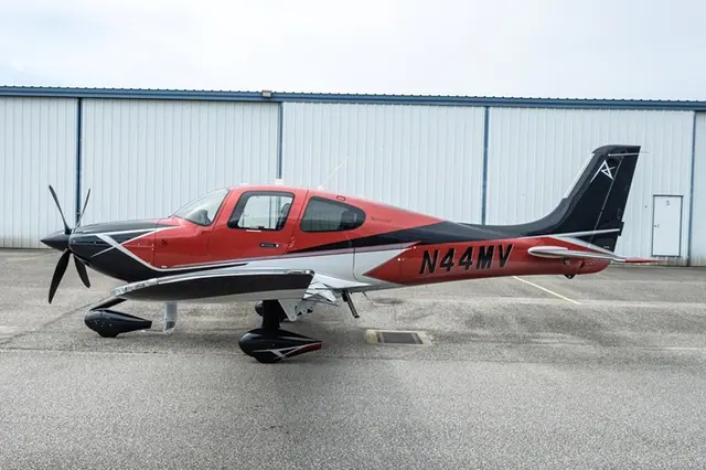 2025 Cirrus SR22-G7 Turbo (N44MV)