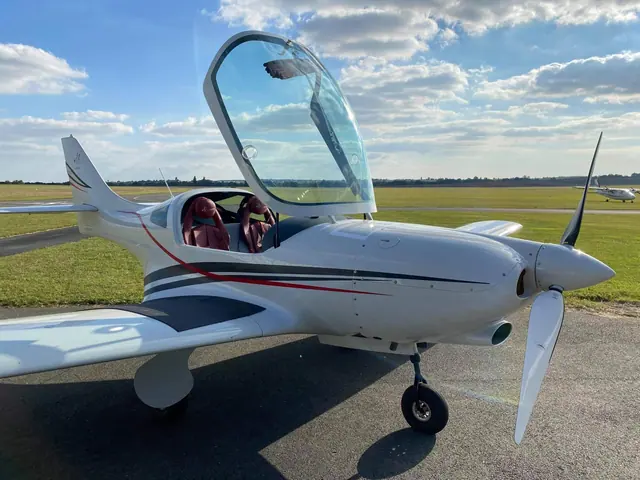 2017 Multiaxes JMB VL-3