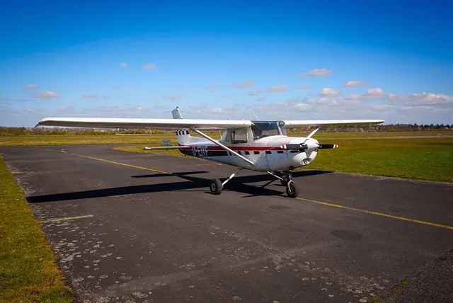 1979 Cessna F-152