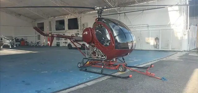 2005 Schweizer 300C