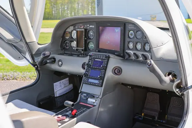 2003 Cirrus SR20 G1