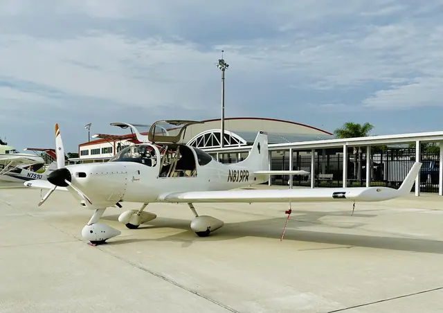 2001 Tri-R KIS-4