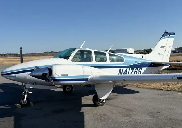 1975 Beechcraft B55 Baron