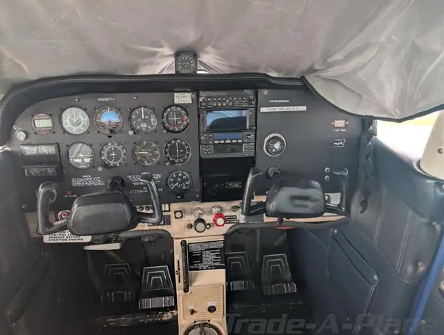 1975 Cessna 172M Skyhawk