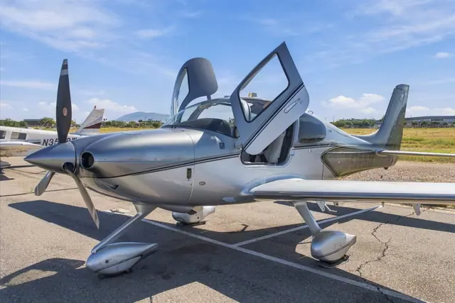 2022 Cirrus SR22T G6 GTS
