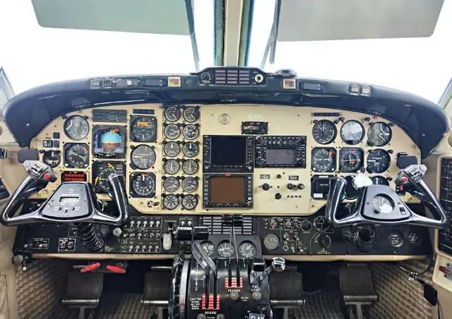 Beechcraft King Air F90 1981