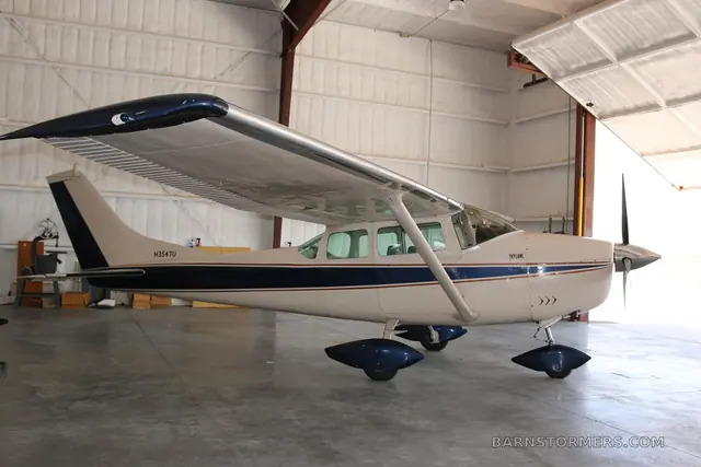 1963 Cessna 182F -- Arizona
