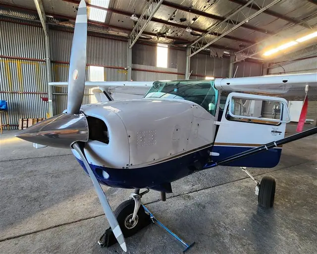 1977 Cessna 206