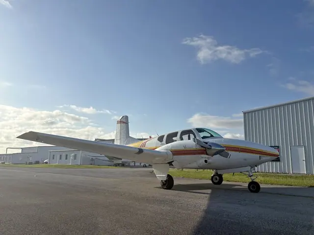 Beechcraft Travel Air BE-95