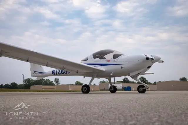2025 Diamond DA20-C1