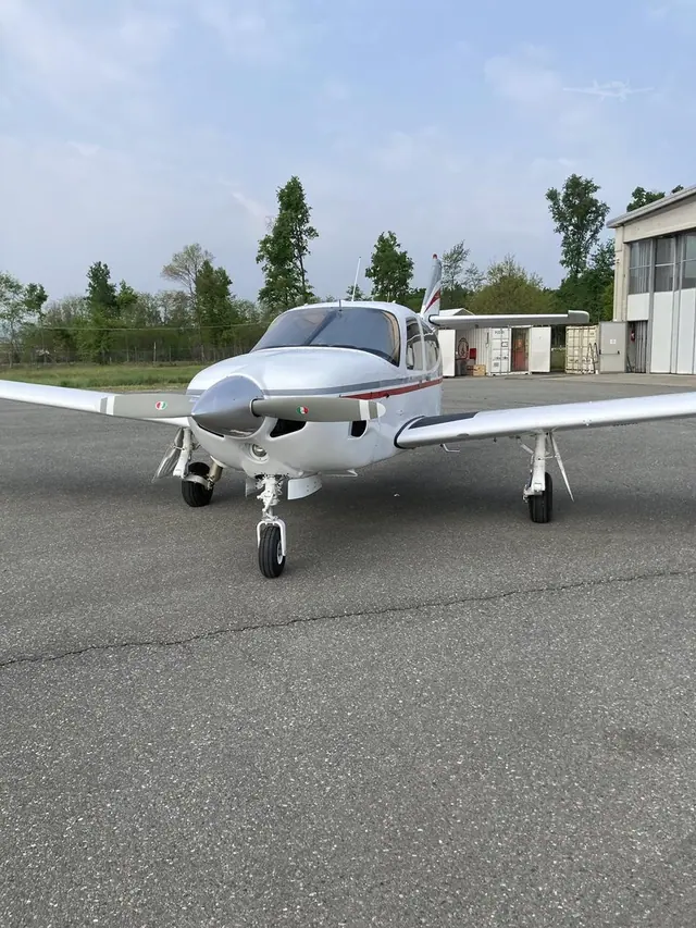 1977 Commander 112TC