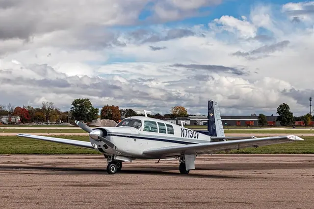 1974 Mooney M20F executive