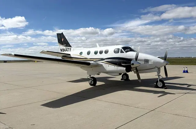 1976 Beechcraft King Air E90
