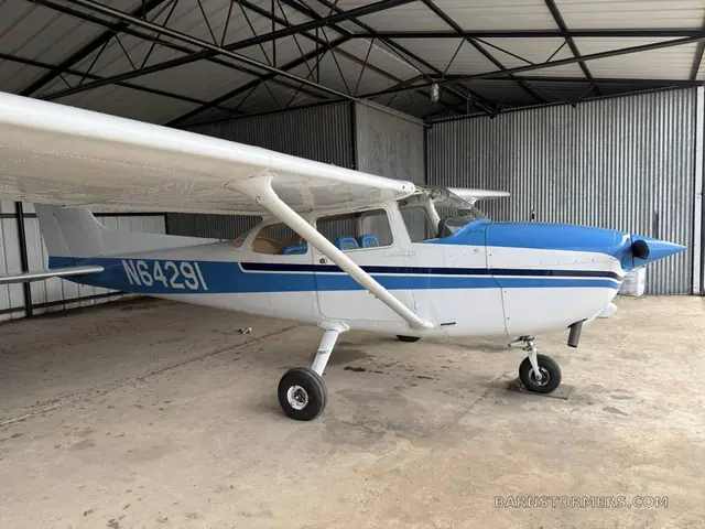 1975 Cessna 172M Skyhawk