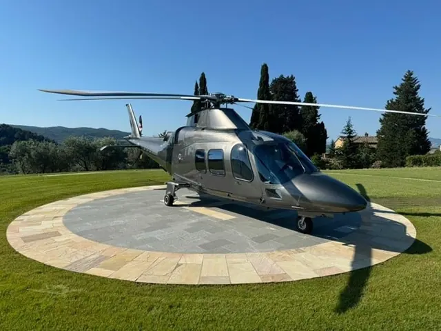 2009 Leonardo AW109SP Grandnew