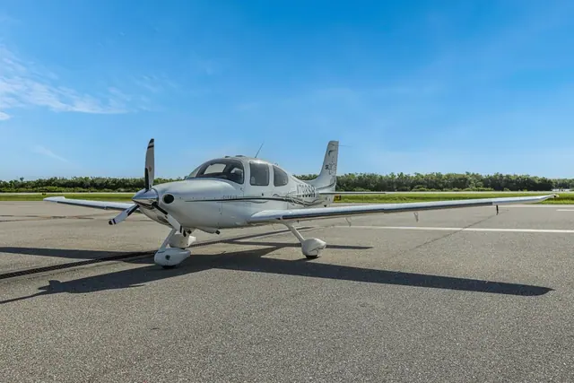 2006 Cirrus SR22 GTS G2 in Florida