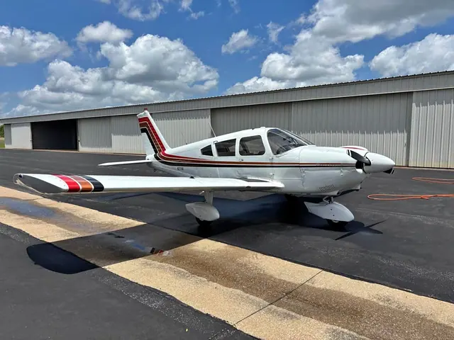 1969 Piper cherokee 180