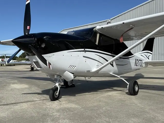 2000 Cessna Turbo 206H Stationair
