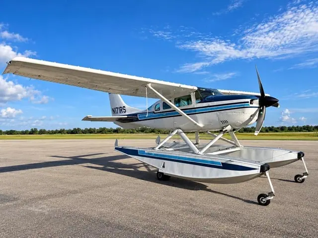 1980 Cessna U206 Amphibian