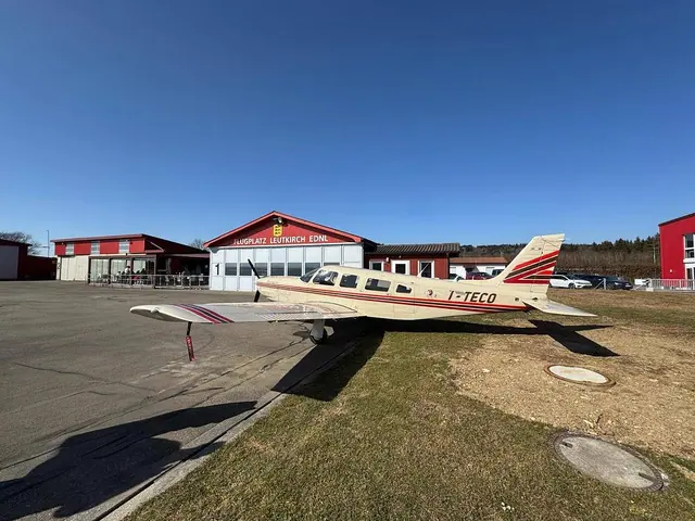1981 Piper PA-32R-301 Saratoga SP